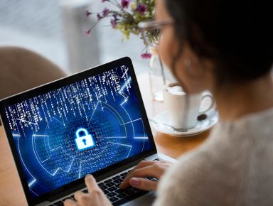 Image Article Ordinateur Avec Cadenas Cybersecurite