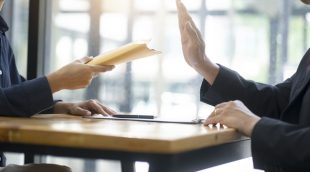 Loi Sapin 2 : mesures anti-corruption et volet formation en entreprise